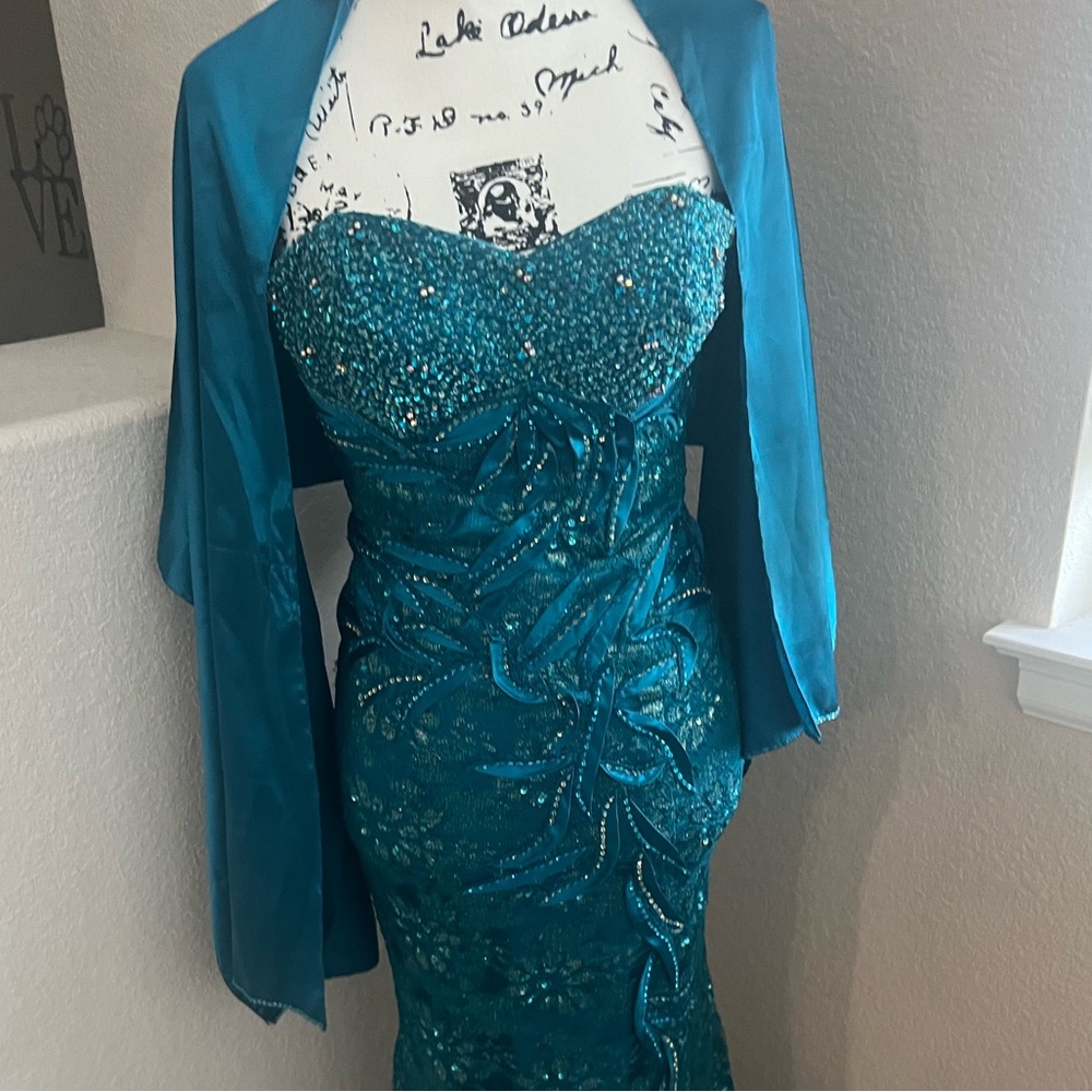 Fiesta XS turquoise Prom dress